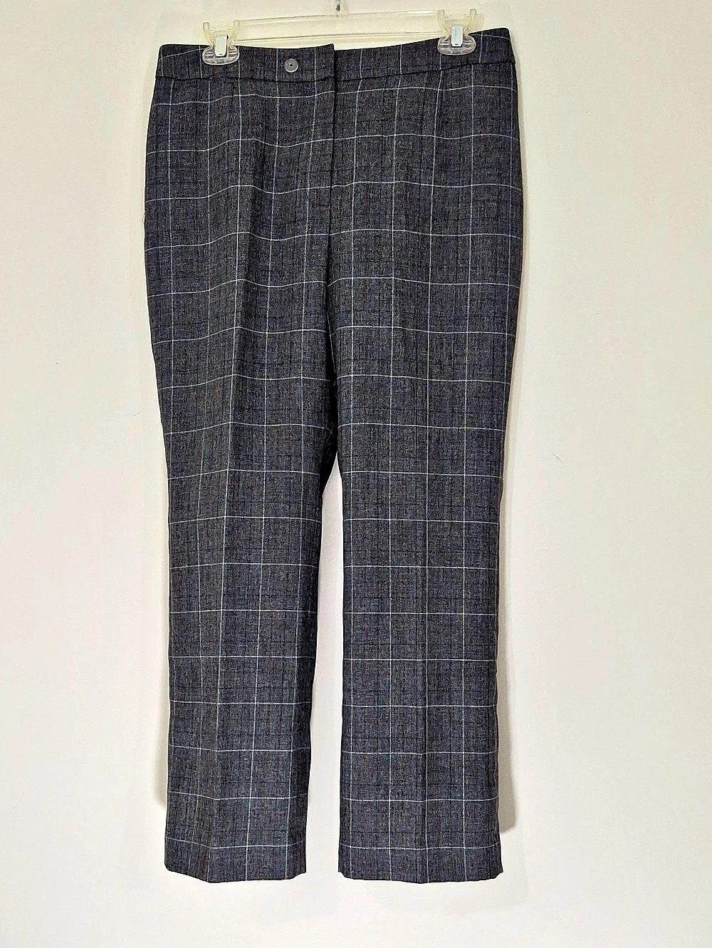 Kasper Plaid Straight Leg Pants in Gray Like New